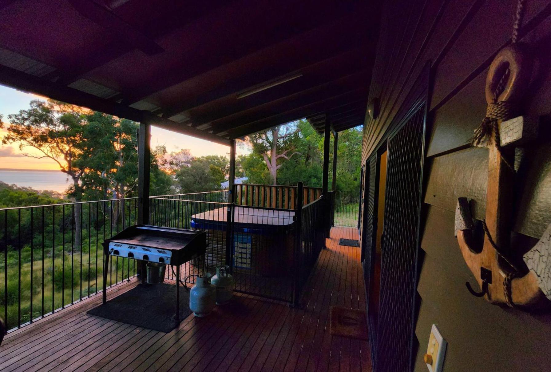 Our Beach House Kingfisherbay เกาะเฟรเซอร์ ภายนอก รูปภาพ