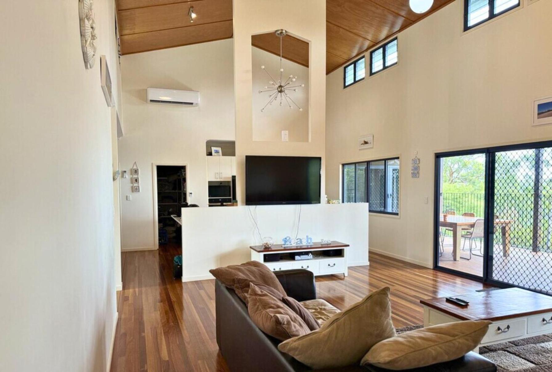 Our Beach House Kingfisherbay เกาะเฟรเซอร์ ภายนอก รูปภาพ